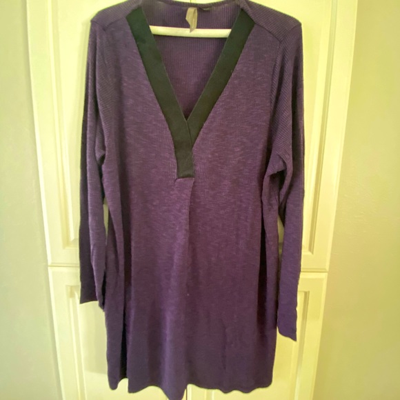 Addition Elle Tops - Deep purple ribbed v-neck tunic